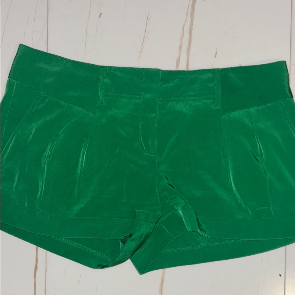 Express Vibrant Green High Waist Women's Shorts